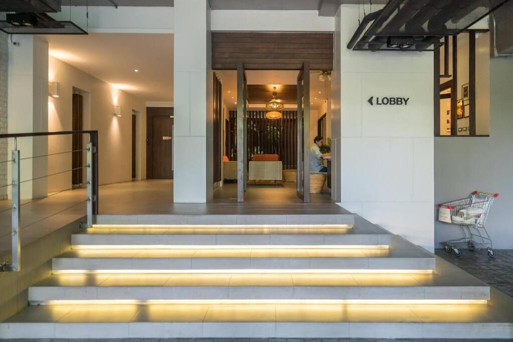 Private Apartment At Emerald Terrace Patong 외부 사진