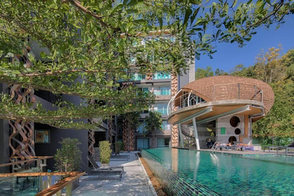 Private Apartment At Emerald Terrace Patong 외부 사진