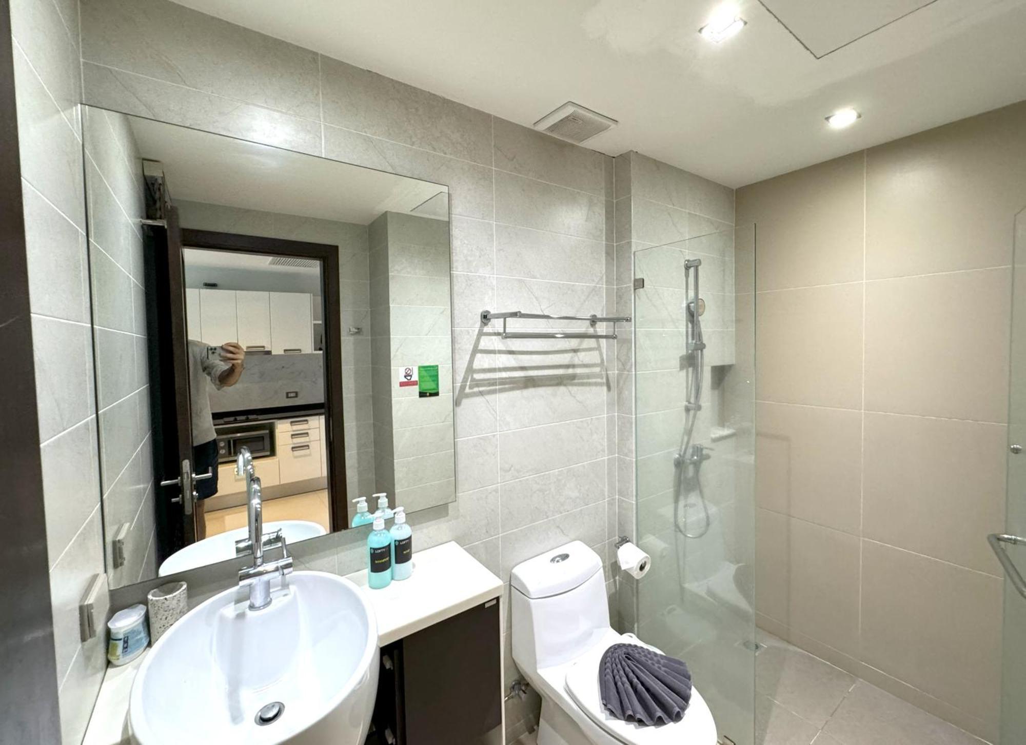 Private Apartment At Emerald Terrace Patong 외부 사진