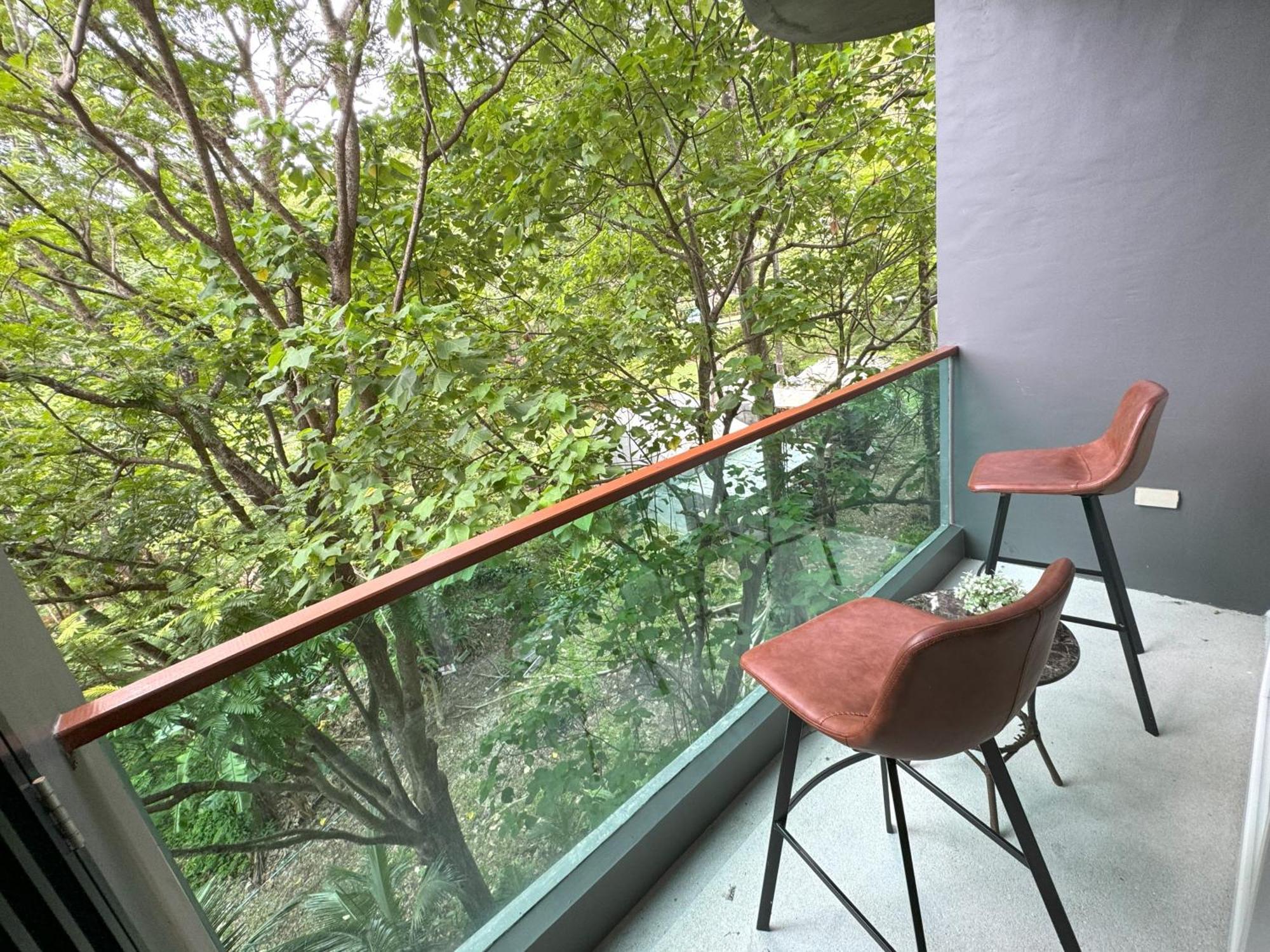 Private Apartment At Emerald Terrace Patong 외부 사진