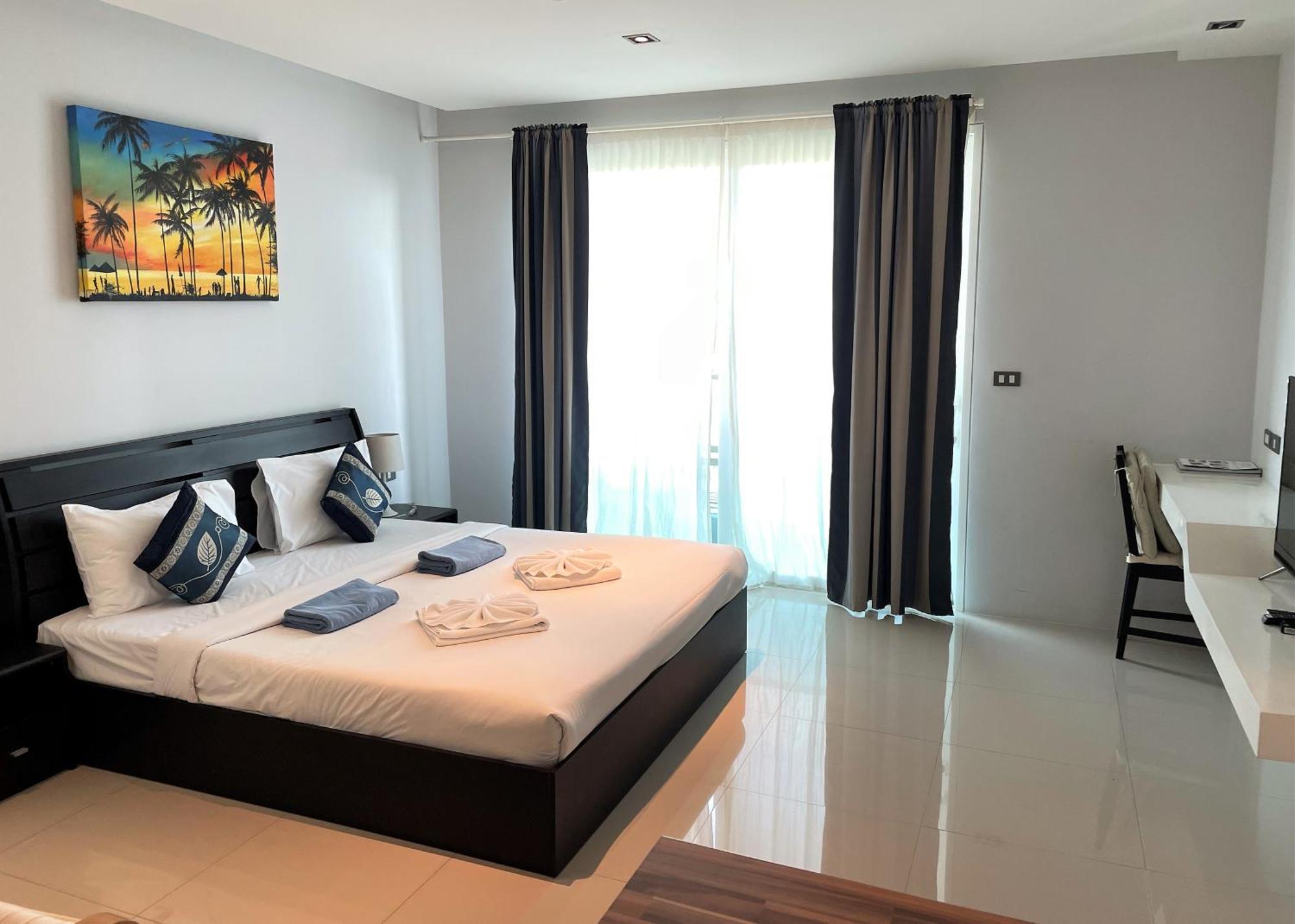 Private Apartment At Emerald Terrace Patong 외부 사진