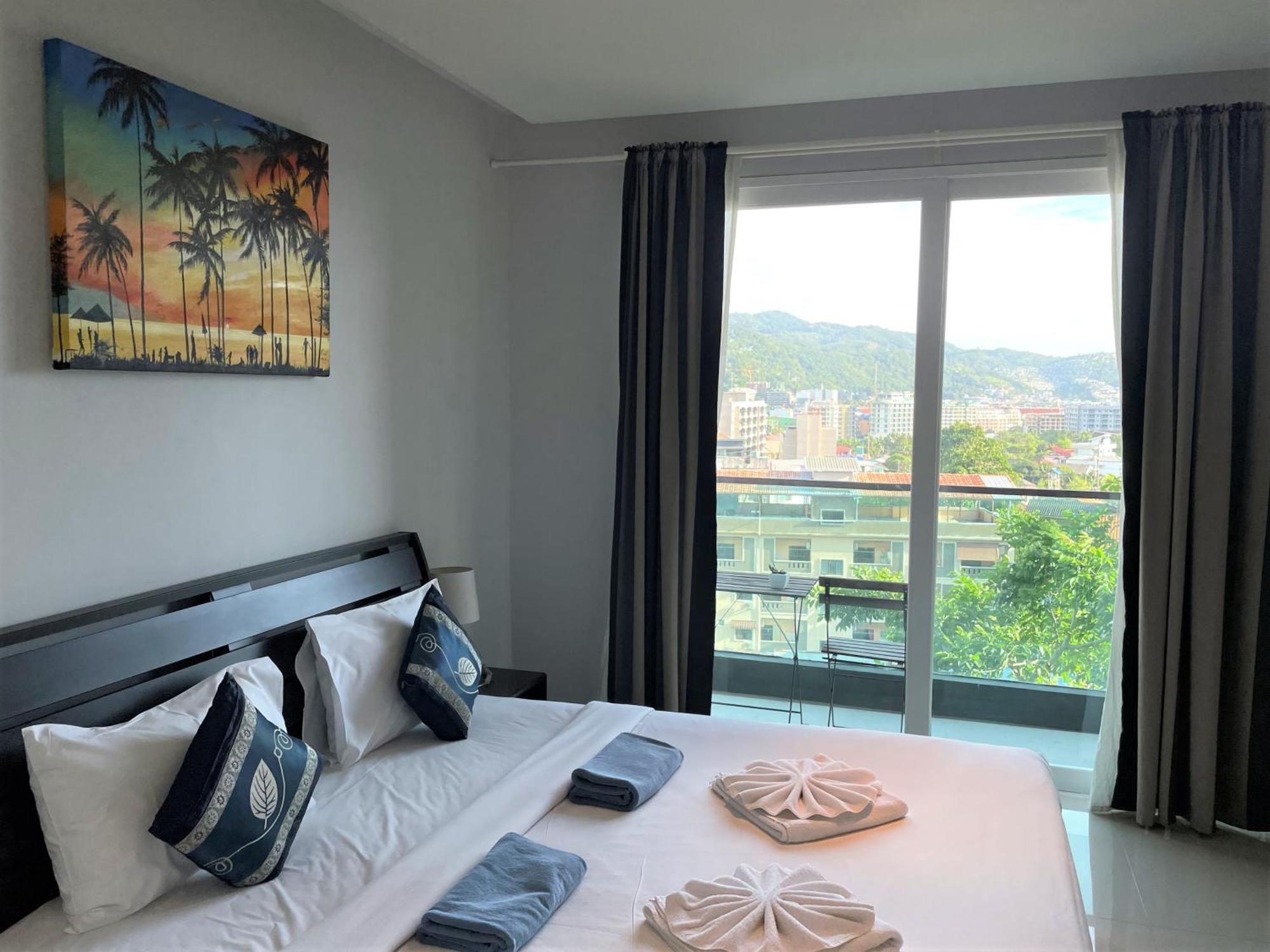 Private Apartment At Emerald Terrace Patong 외부 사진